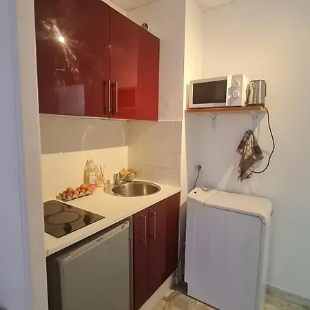 Petit Promenade Des Apartament *