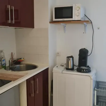 Petit Promenade Des Daire *