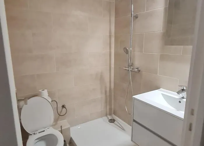 Petit Promenade Des Daire *